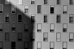 Robert Mapplethorpe, Apartment Windows, 1977.